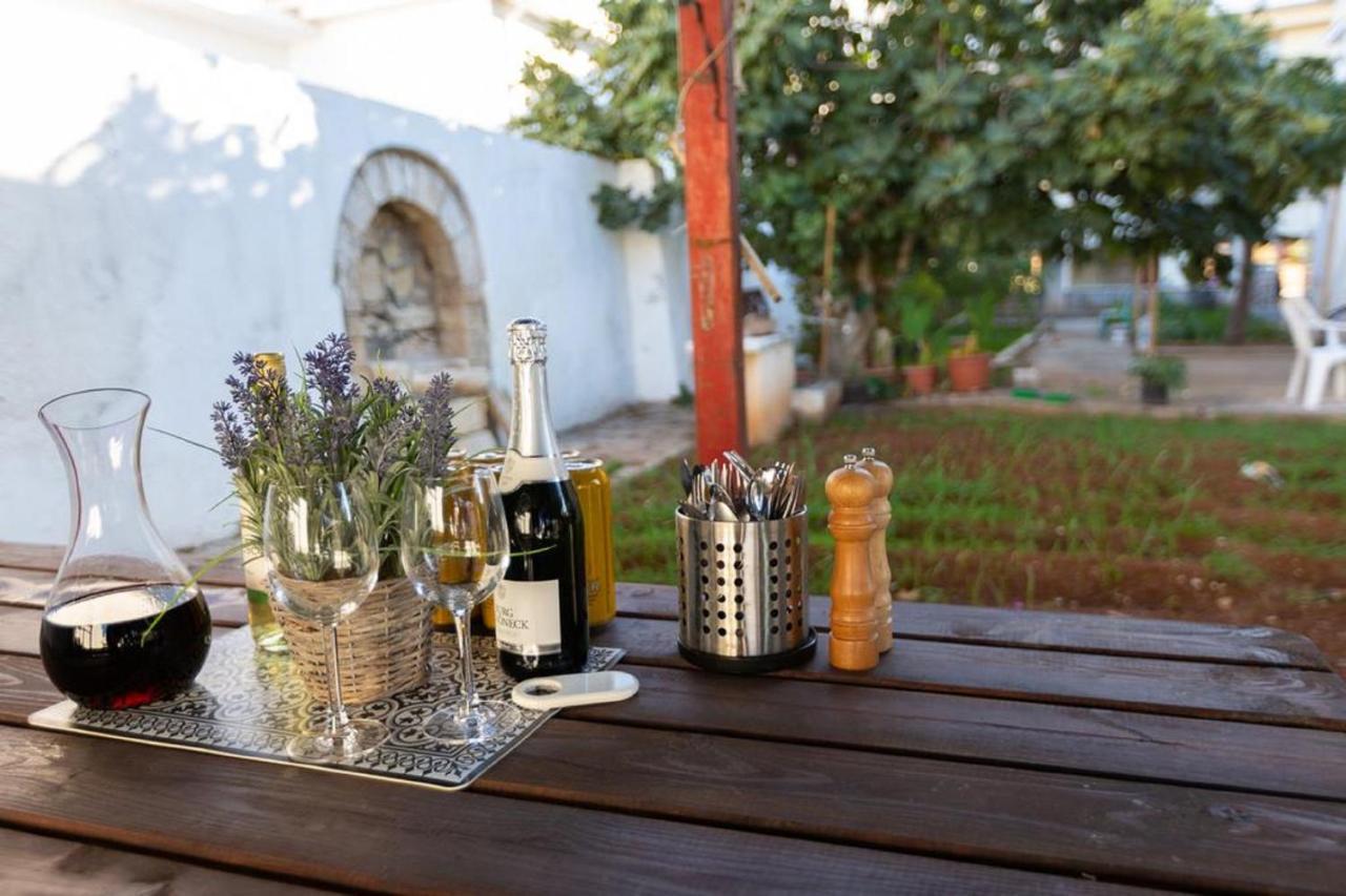 Laila's Cozy Garden House&Studio Larnaca Extérieur photo